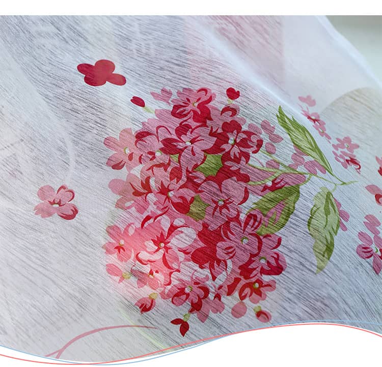 ヨーロピアンの花柄のレースカーテン
